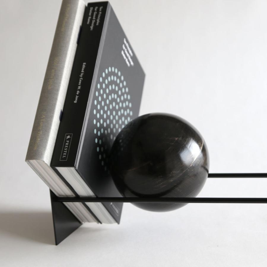 HERE by DETAIL / Slope Bookend (Black)｜ブラック スロープブックエンド ヒアーバイディテール 本棚 インテリア マンゴーウッド インテリア｜119156 |  | 03