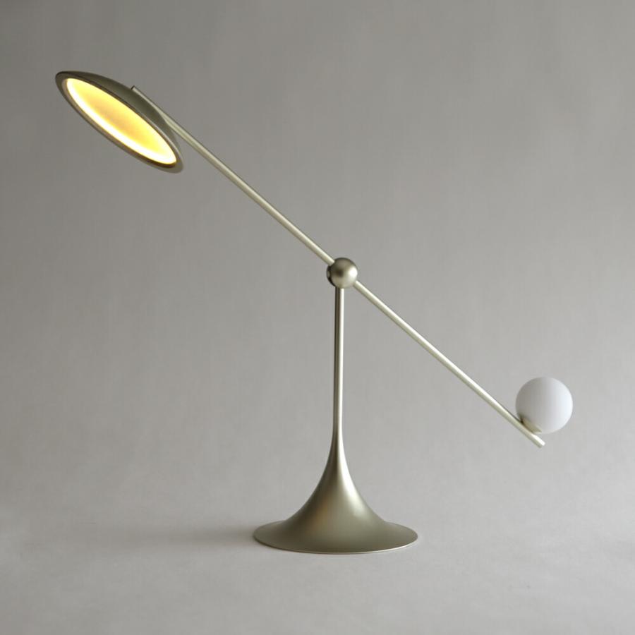 Lumio / OVO (Matte Gold)｜OV-01G ルミオ オーヴォ タスクライト 照明器具 LED ポータブル デスクライト マットゴールド｜118787 |  | 04