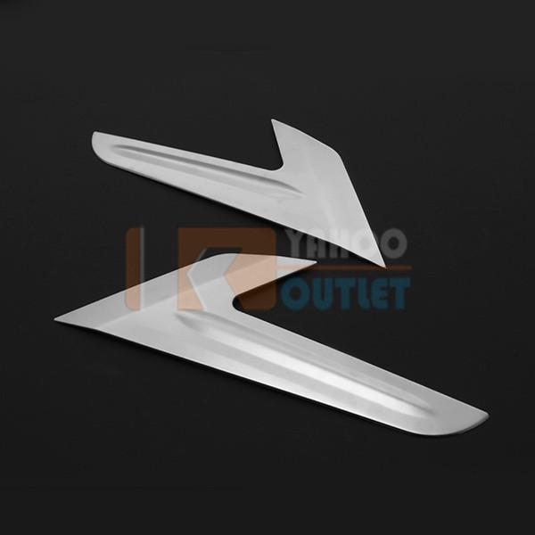 セール トヨタ ルーミー M900A/M910A 2016年11月〜 リアナンバープレートガーニッシュ リアメッキトリム ステンレス製 鏡面 カスタムパーツ 2P 2674