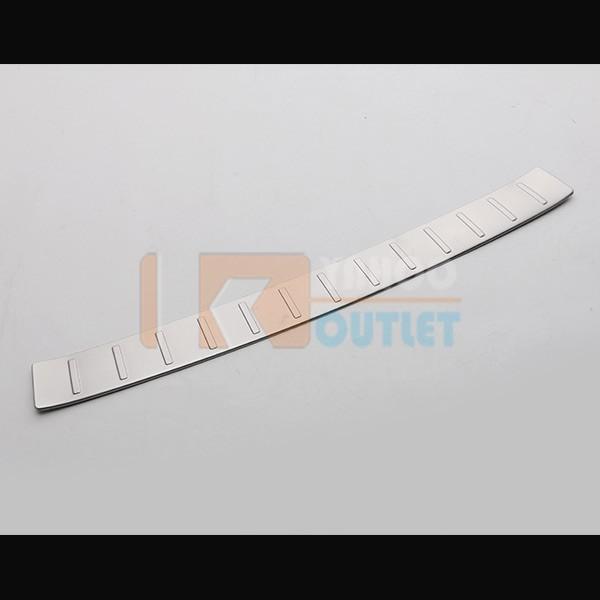 大放出セール プリウス 20系 後期 NHW20 リアバンパー