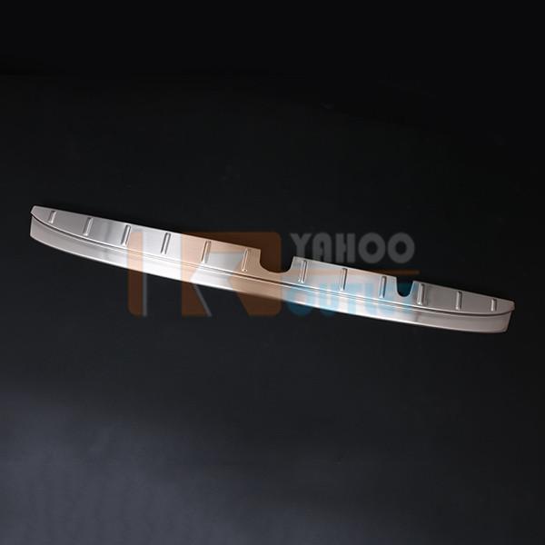 大放出セール スズキ エブリイバン DA17V 2015年2月〜 リアバンパープロテクター ステップガード ラゲッジ キズ/汚れ防止 ステンレス製 カスタムパーツ 4440 |  | 02