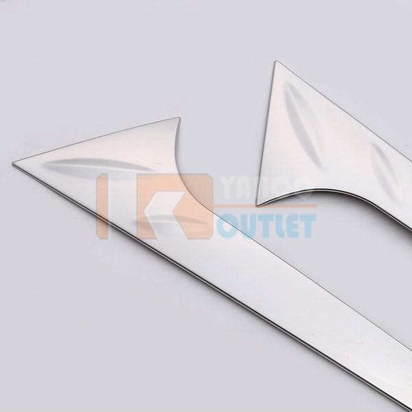 大放出セール 人気 ライズ/ロッキー RAIZE/Rocky A200A/210A型 2019年 リア リアクォーター ピラーガーニッシュ  パネル ステンレス製 鏡面 パーツ 2p 4693 |  | 02