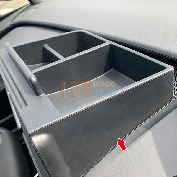 大放出セール トヨタ 新型 プリウス 60系 5代目 2023年1月〜 Zグレード専用 ダッシュボードトレイ 収納ボックス 3Dトレイ 小物入れ アクセサリー 内装 1P 5986 |  | 01