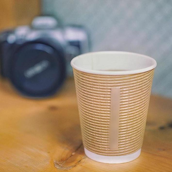 断熱エコクラフト2重 8オンス 紙カップ ＆ ホット用黒蓋 100個セット テイクアウト 紙コップ 蓋 フタ付き おしゃれ EC03 |  | 18