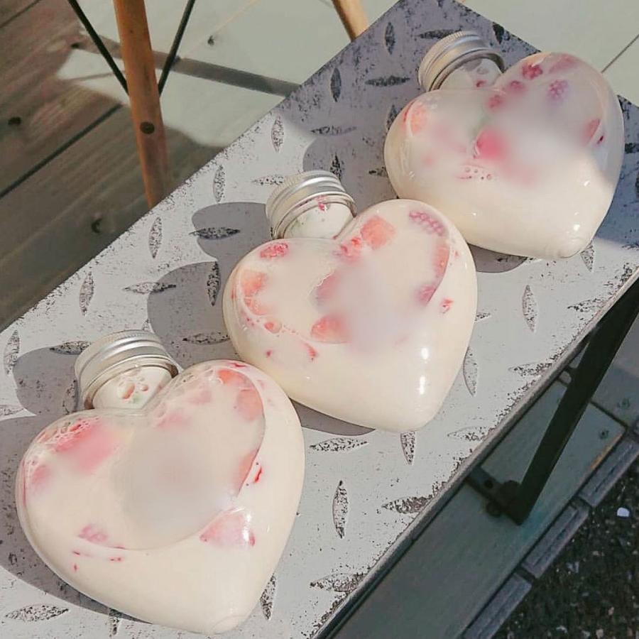 テイクアウト おしゃれ ドリンクボトル ボトル容器 ハート型 360ml HEART シルバー蓋 ボトルドリンク 100個セット インスタ映えの画像
