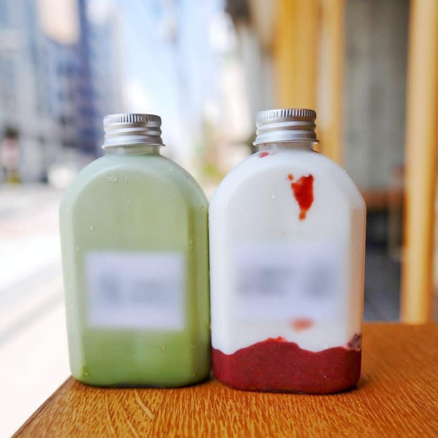 テイクアウト ドリンクボトル おしゃれ ボトル容器 330ml カフィー 銀蓋 ボトルドリンク 100個セットの画像
