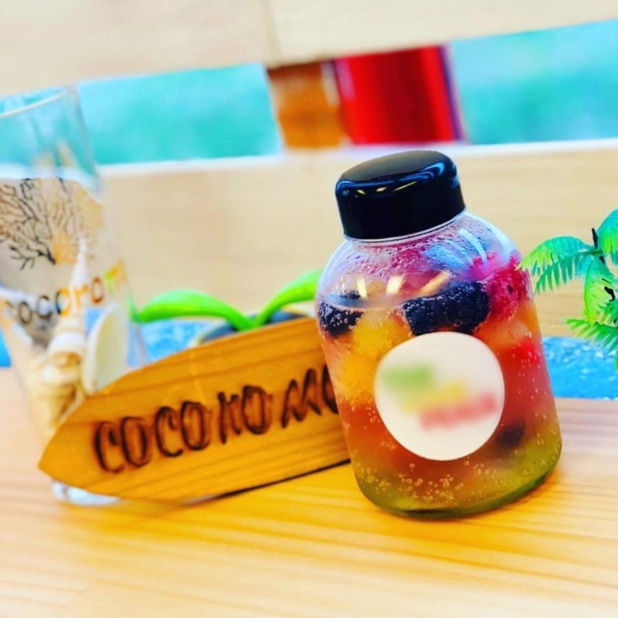 テイクアウト ドリンクボトル おしゃれ ボトル容器 385ml キュート 黒蓋 ボトルドリンク 100個セット インスタ映えの画像