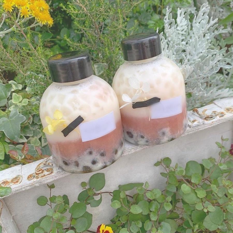 テイクアウト ドリンクボトル おしゃれ ボトル容器 385ml キュート 黒蓋 ボトルドリンク 100個セット インスタ映えの画像