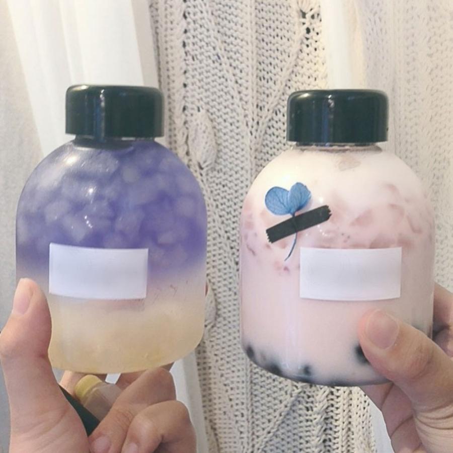 テイクアウト ドリンクボトル おしゃれ ボトル容器 385ml キュート 黒蓋 ボトルドリンク 100個セット インスタ映えの画像