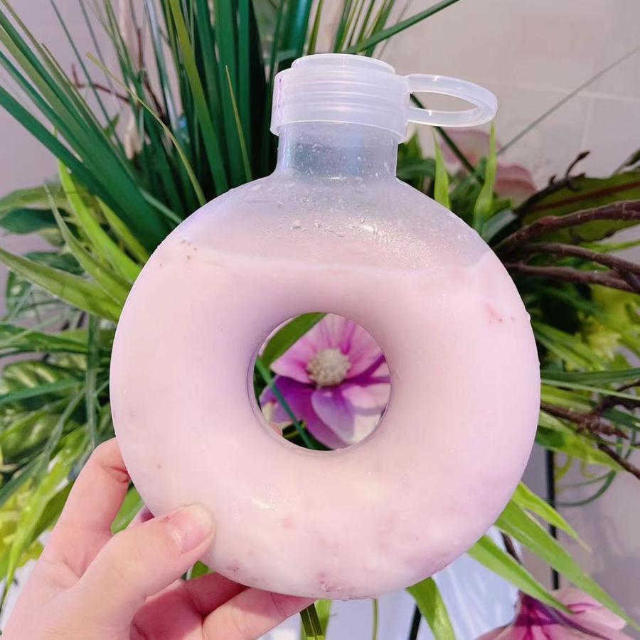 テイクアウト ドリンクボトル おしゃれ ボトル容器 510ml ドーナッツ ドーナツ型 ボトルドリンク 100個セット インスタ映えの画像