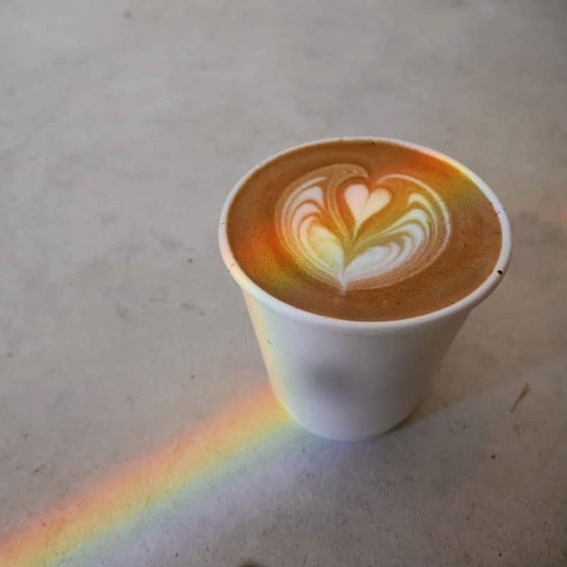 断熱ホワイト2重 10オンス 紙カップ ＆ ホット用黒蓋 100個セット テイクアウト 紙コップ 蓋 フタ付き おしゃれ EC57 |  | 10