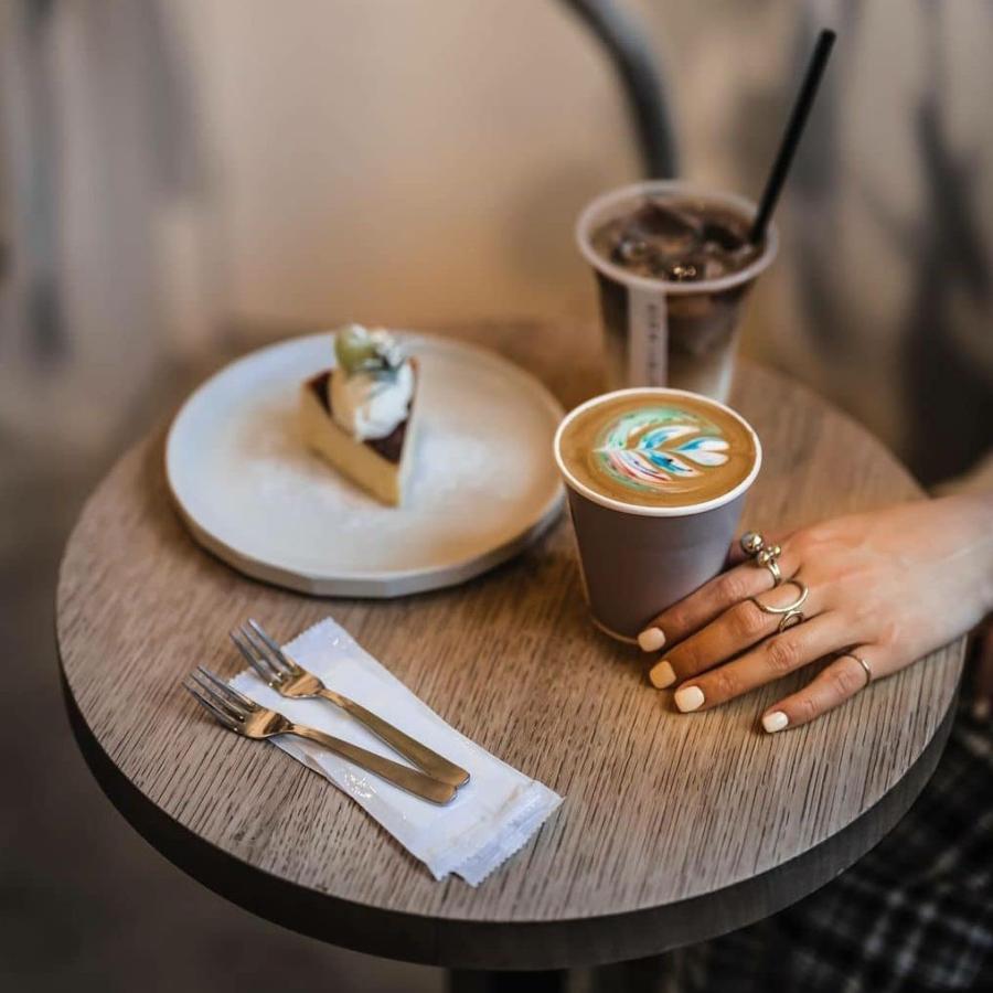 86mm口径 断熱グレー 8オンス 三層紙カップ 1000個 テイクアウト お