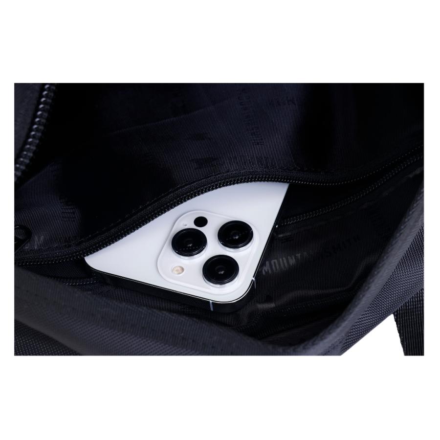 【10%OFF】ショルダー　ウエストバッグ ユニセックス MOUNTAINSMITH KNOLL (HIP BAG) MSCC-0001 6L BLACK / RED 送料無料 MOUNTAIN SMITH（マウンテンスミス） 【10%OFF】ショルダー ウエスト