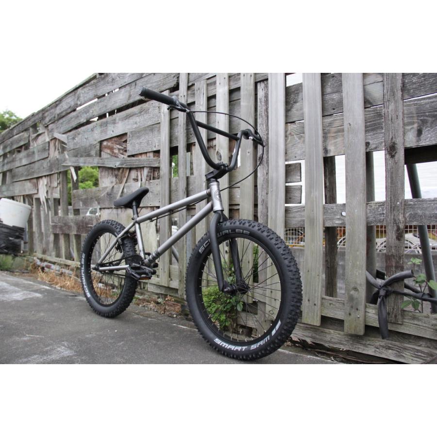 BMX 20インチ ストリート クロモリ DURCUS ONE RAW DIRTタイヤ