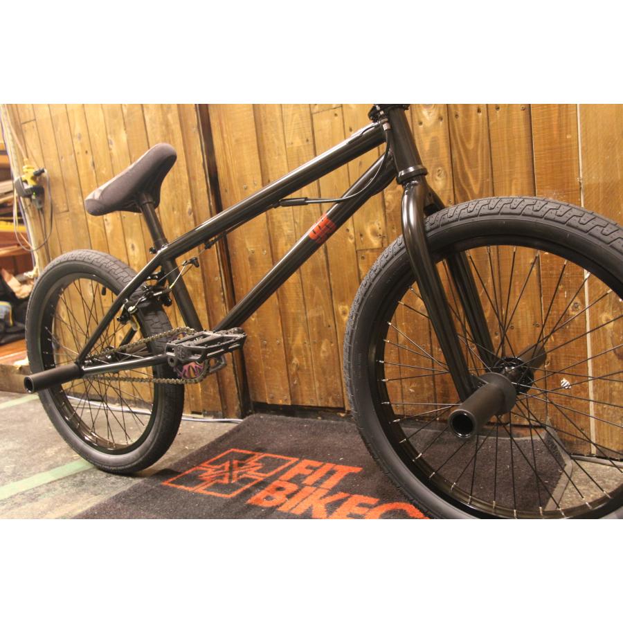 BMX ブラックバイク ブラウンサドル　広島引き取り限定 CULT 2026年 ACCESS TT20
