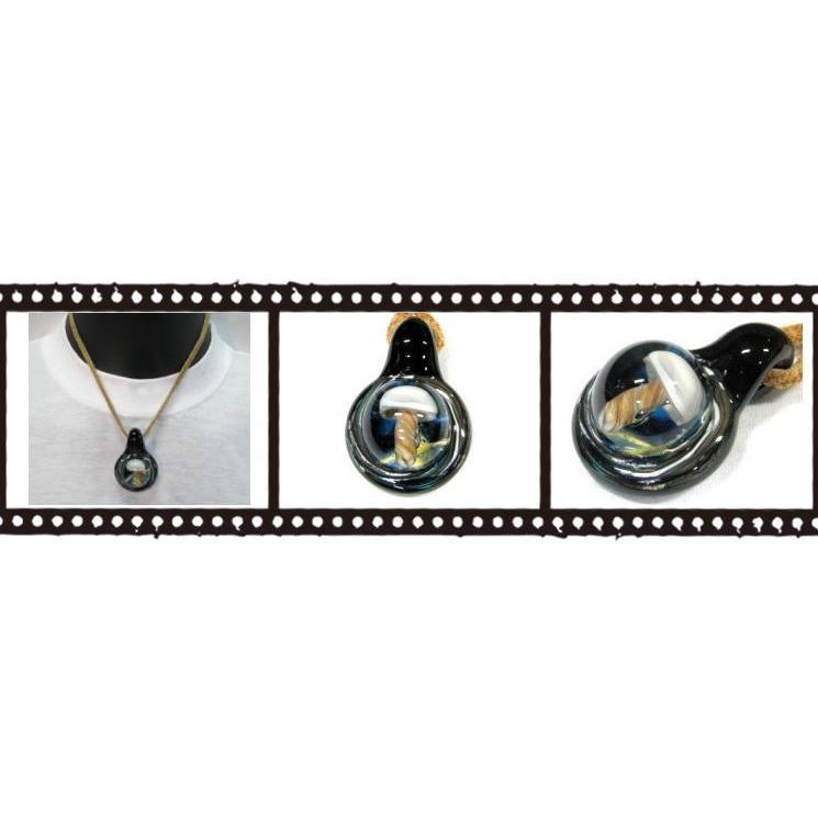 ネックレス　ペンダント　ガラス　3D　black Mushroom 19　送料無料　日本製 |  | 01