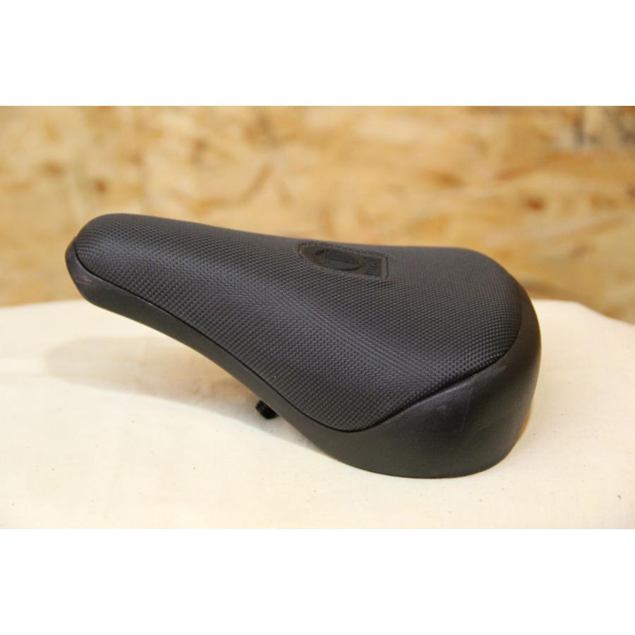 BMX シート フラット TNB GREED SADDLE BLACK 送料無料 : BMX FACTORY