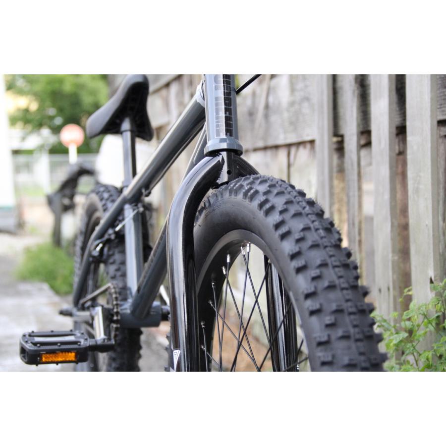 自転車 BMX 20インチ ストリート UNITED SUPREME DIRTタイヤ付き 自転車 BMX 20インチ ストリート UNITED SUPREME DIRTタイヤ付き