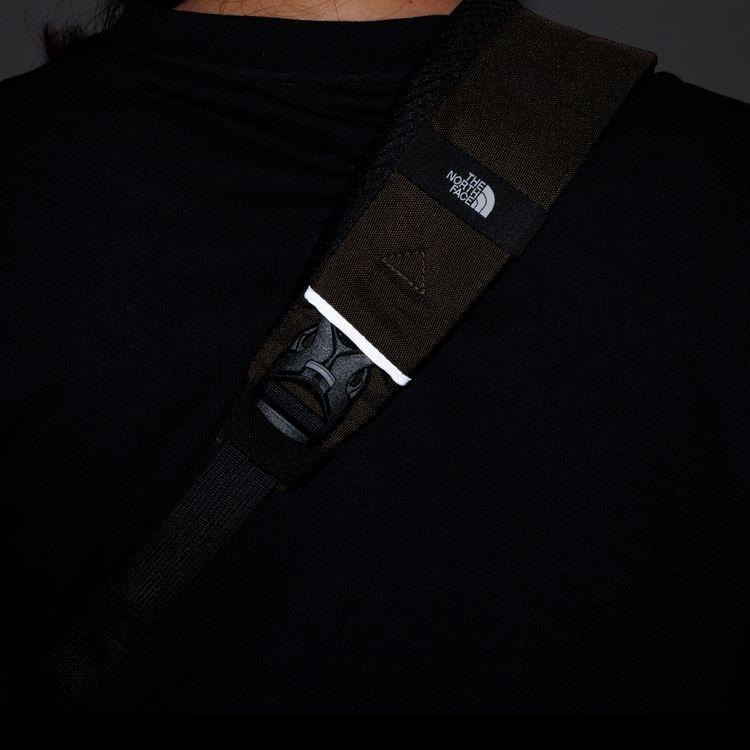 THE NORTH FACE ザ・ノース・フェイス ベビー ベビースリングに THE NORTH FACE ザ・ノース・フェイス ベビー ベビースリングに