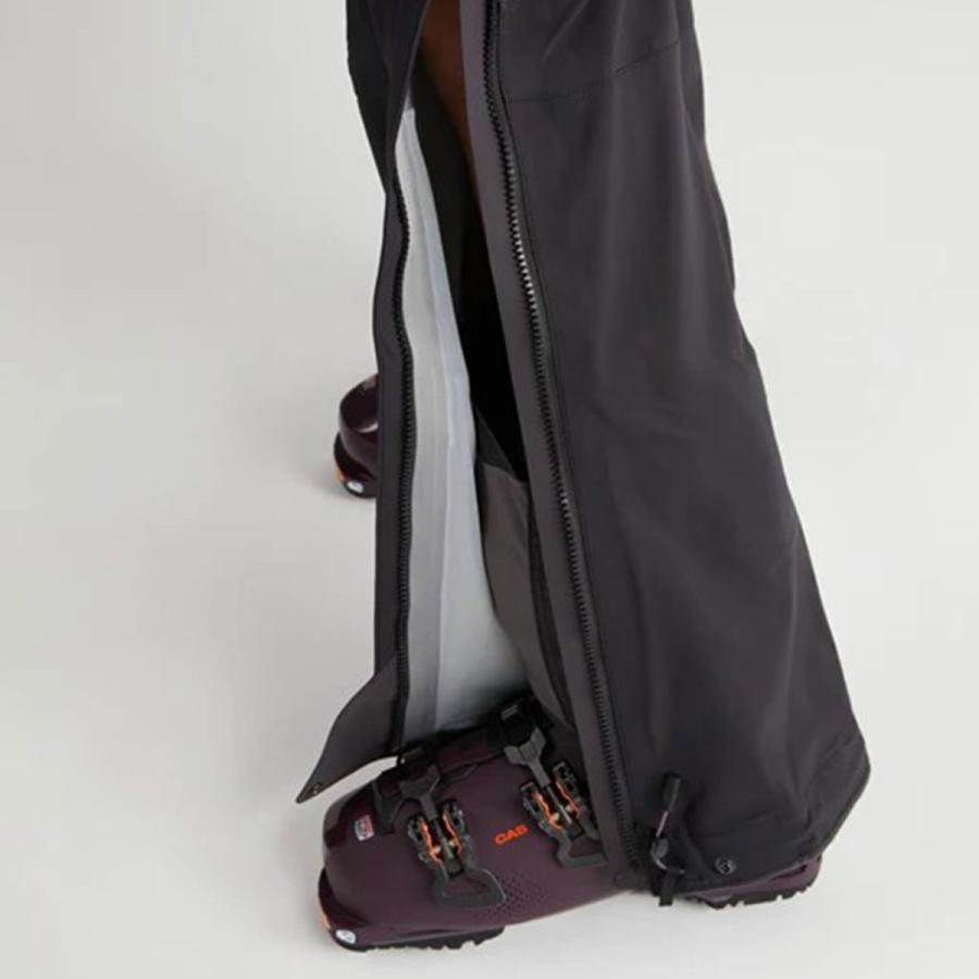 Klattermusen クレッタルムーセン スノボウェア パンツ レディース＜2026＞KM-10348 / Skade 2.0 Salopette W’sの画像