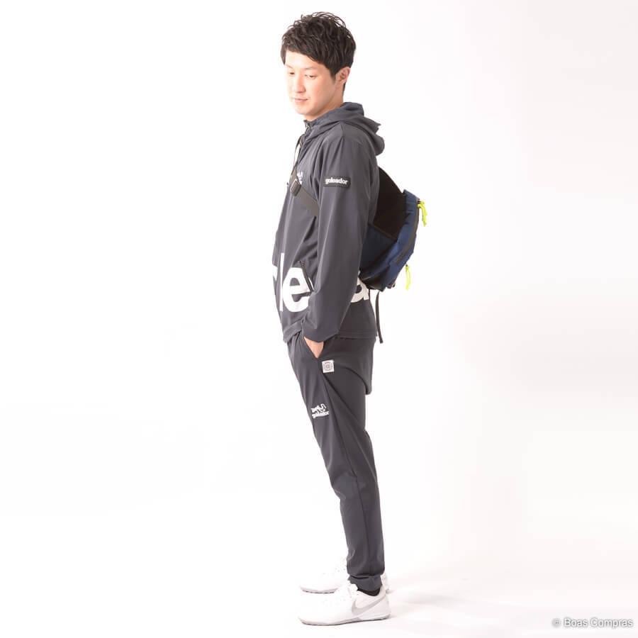 ゴレアドール BIGロゴプリントフードZIPプラクティステンション