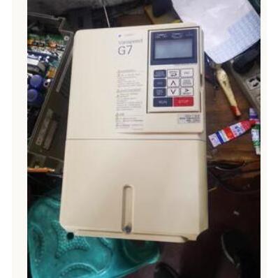 中古動作品！】安川電機 インバーター CIMR-G7A27P5【3か月安心保証