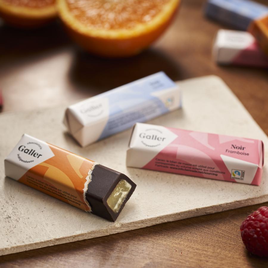 母の日ギフト 花とお菓子 ベルギー王室御用達 ガレー ミニバー8個入 メッセージカード カーネーション 造花 母の日 21 スイーツ プレゼント チョコレート Gaga0048 モノプロダクション 通販 Yahoo ショッピング