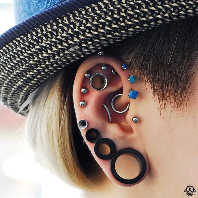 ボディピアス 8g 拡張ピアス マット ブラック メンズピアス つけっ 