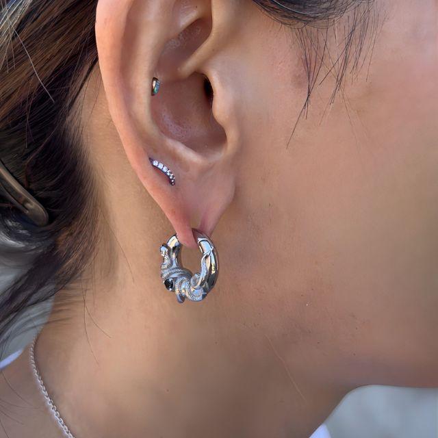 ワンタッチピアス 8G 6G スネイク 蛇ピアス クリッカー 磁石 簡単