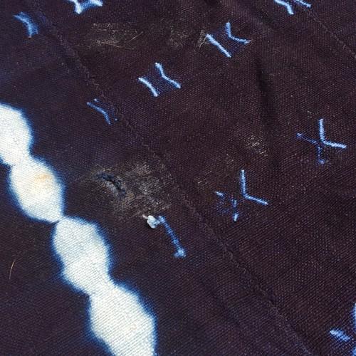 SALE/ダメージ、染めムラあり）アフリカ マリ共和国 藍染め絞りクロス