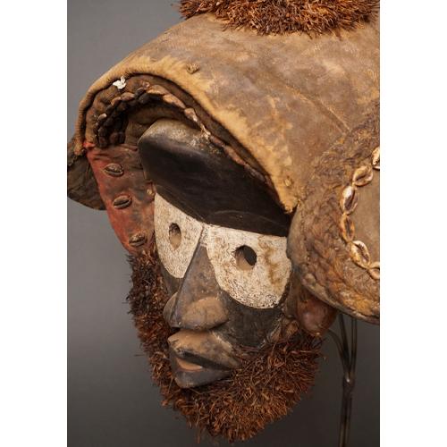 プリミティブアート アフリカ マスク ダン族 仮面 精霊 儀式 祭礼 木彫り ダン族マスク アフリカン プリミティブアート 仮面 （n012-02