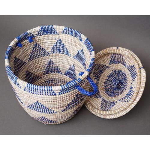 最新入荷 バスケット Mlサイズ セネガル アフリカ 西アフリカ セネガルの可愛いバスケットです パニエ かご No 60 整理用品 小物入れ Miguelsaco Com