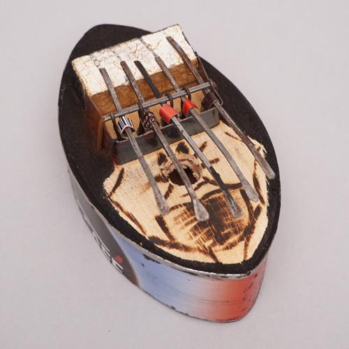 アフリカ ブルキナファソ 空き缶 サンザ （ボート） 親指ピアノ