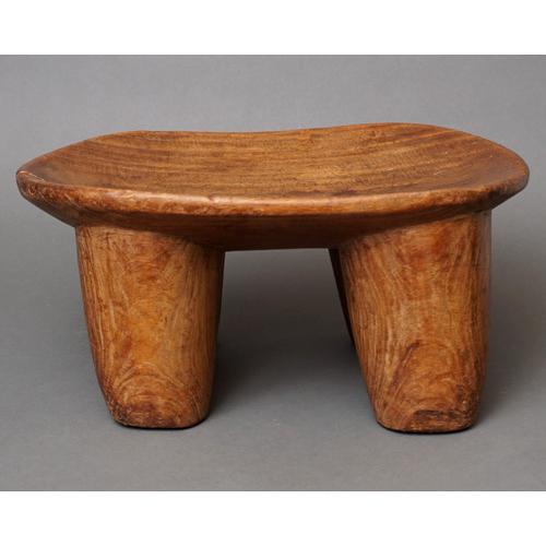 アフリカ コートジボワール セヌフォ族 スツール 椅子 腰掛 民具 
