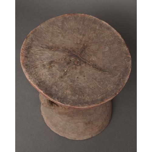 アフリカ ジンバブエ トンガ スツール 木彫り N 腰掛 椅子