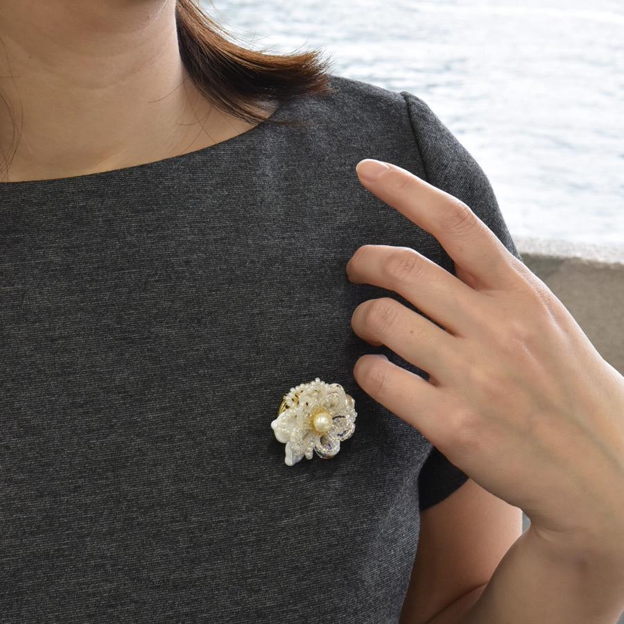 アクセサリーキット ワイヤーフラワーのブローチ ゴールド アクセサリーキット ワイヤーフラワーのブローチ ゴールド