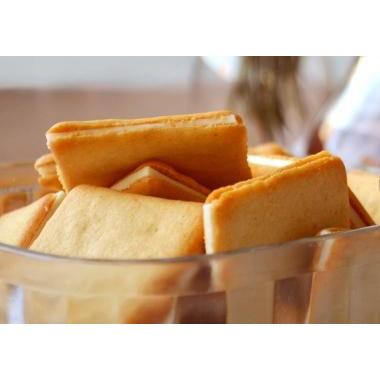 メープルバタークッキー7周年記念缶 メープルバタークッキー15枚 缶バッジ1つ 東京土産 ギフト プレゼント 贈り物 袋付き 洋菓子 92160 19 6 Bon Appetit World 通販 Yahoo ショッピング