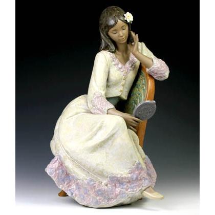 リヤドロ（Lladro リアドロ 陶器人形 置物） 乙女 美のきらめき#ldr