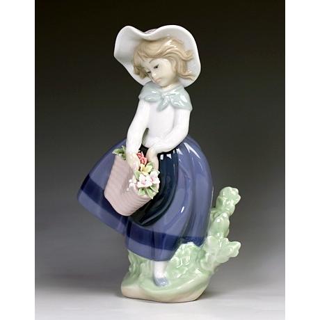 リヤドロ（Lladro リアドロ 陶器人形 置物） 花と少女 綺麗な花ばかり