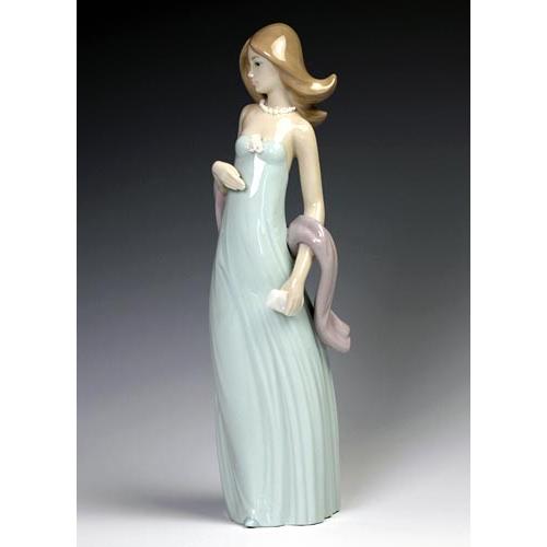 リヤドロ（Lladro リアドロ 陶器人形 置物） 乙女 少女#ldr-5487