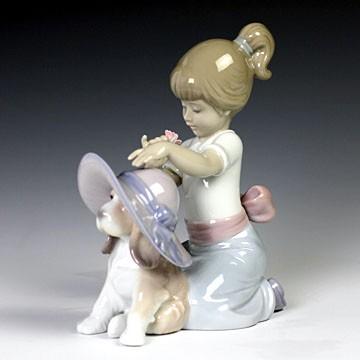 リヤドロ（Lladro リアドロ 陶器人形 置物） 犬と少女 おめかししようね#ldr-6862 :ldr-6862:ボンドストリート