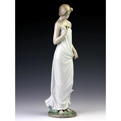リヤドロ（Lladro リアドロ 陶器人形 置物） 乙女 水辺の花飾り#ldr