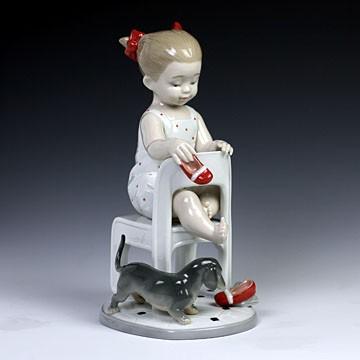 リヤドロ（Lladro リアドロ 陶器人形 置物） 犬と少女 🏄 隠しちゃだめ