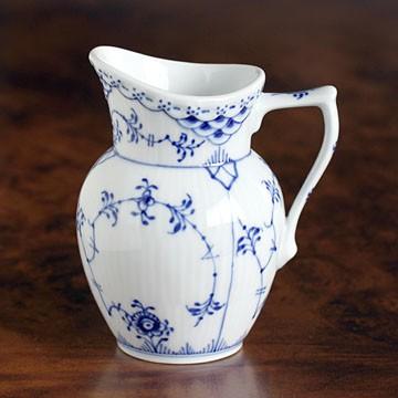 ロイヤルコペンハーゲン（Royal Copenhagen） ハーフレース クリーマー 