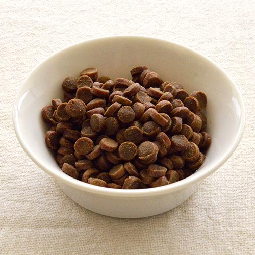 yumyumyum！ヤムヤムヤム！ シニア＆ライト 馬肉 やわらか 800ｇ２袋 Yum Yum!（ヤムヤムヤム） シニア&ライト 馬肉 やわらかドライ