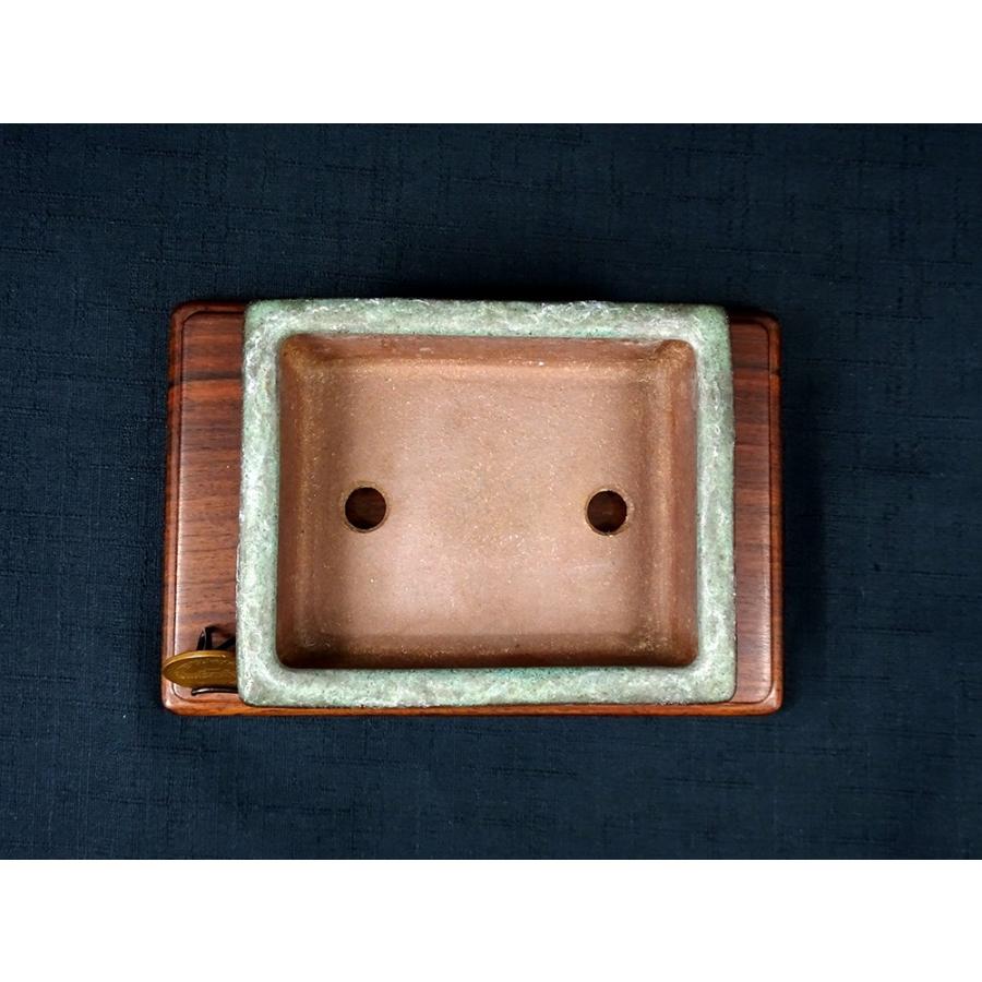 屯洋　青緑釉外縁切足長方　横幅10.7cm_5