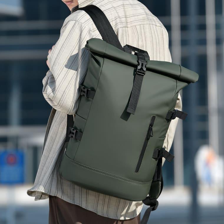 ロールトップ リュック バックパック 大容量 15インチ PC収納 防水 撥