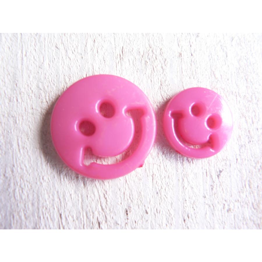 ボタン スマイル ニコちゃん にこちゃん ボタン 手芸 15個入 フラットタイプ 小12mm Btn 441 ブーブーハウス Yahoo 店 通販 Yahoo ショッピング