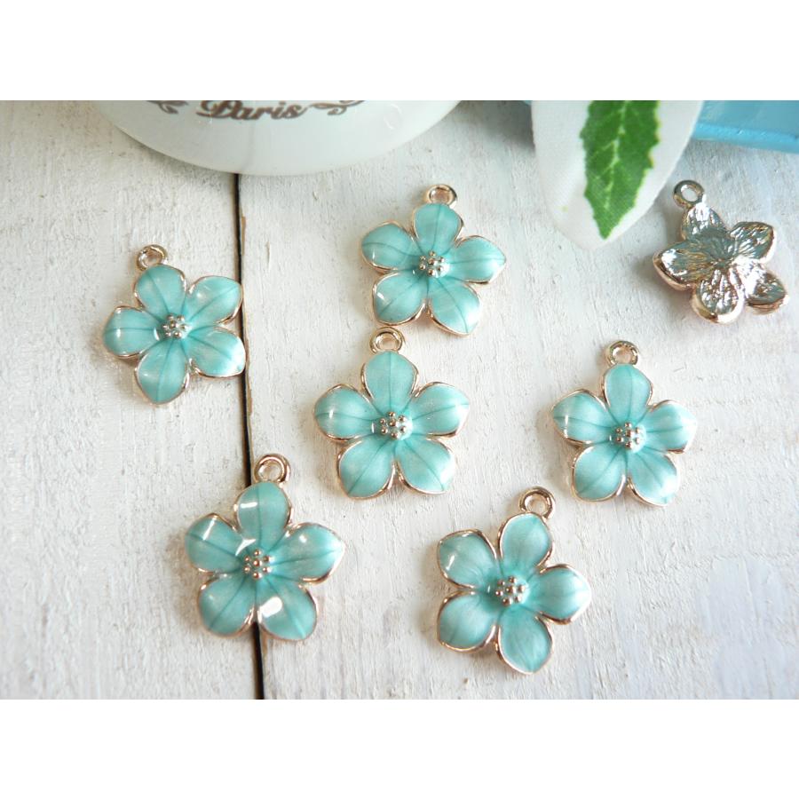 【ハンドメイド】チャーム その⑥ チャーム お花 6個入 フラワー 水色 ペンダントヘッド ファスナー