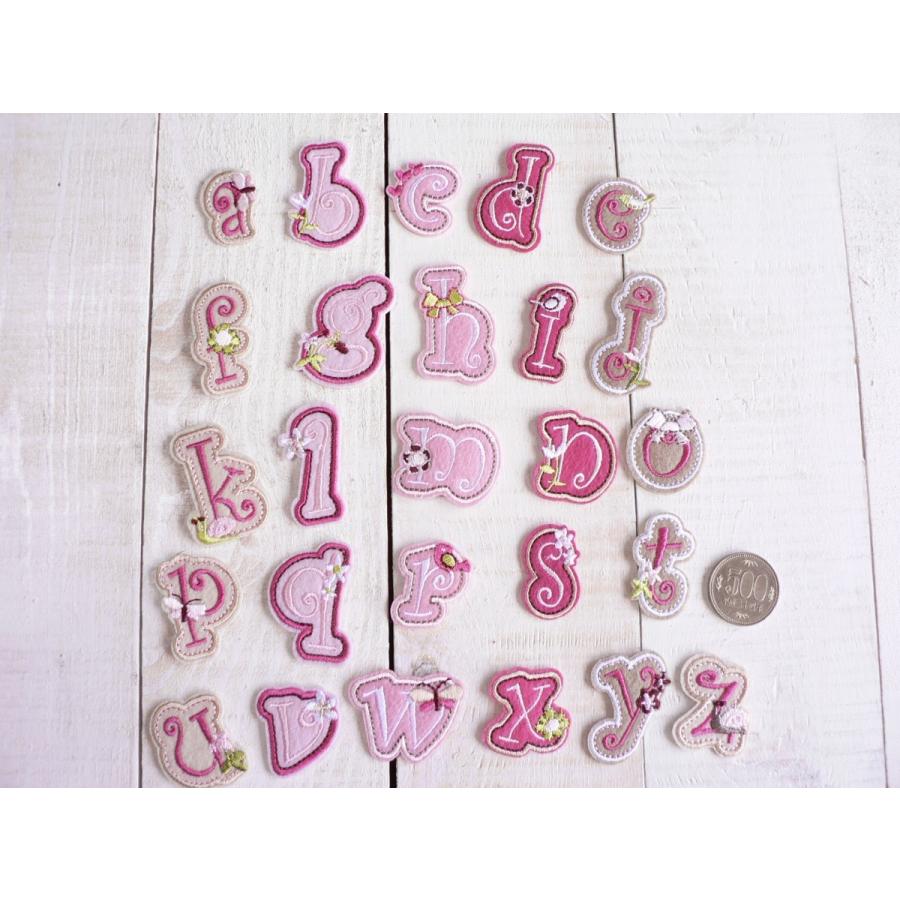 ワッペン 英文字 ピンクのかわいいアルファベットの小文字 アイロンワッペン A Zを選んでください Pinksmall A Z ブーブーハウス Yahoo 店 通販 Yahoo ショッピング